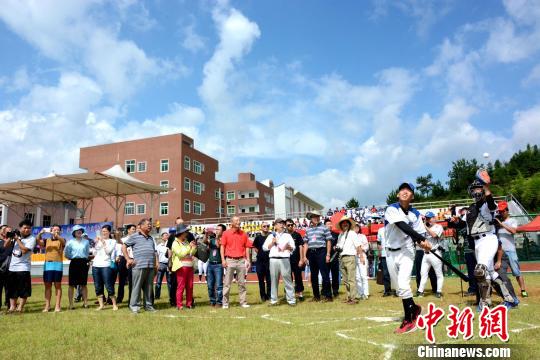 圖為棒球比賽現場。 張金川 攝