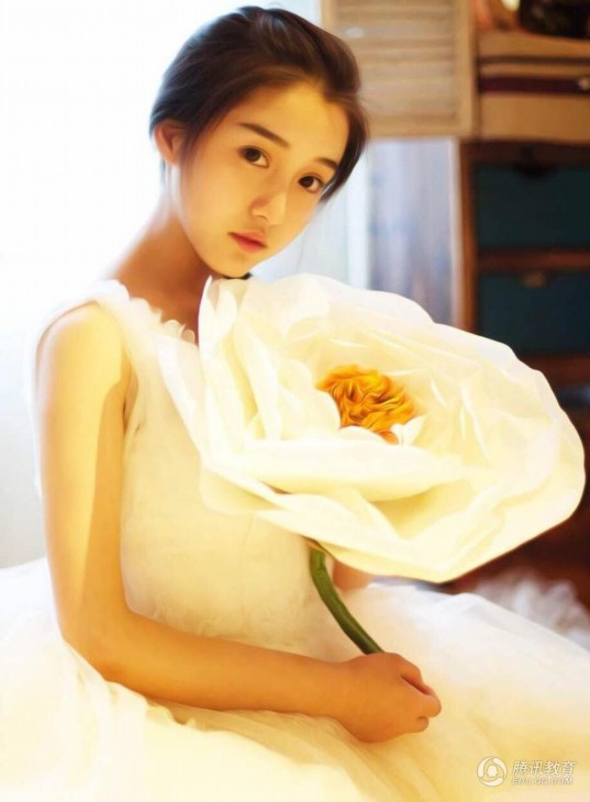 中戲校花被贊女版哈利波特 網絡爆紅